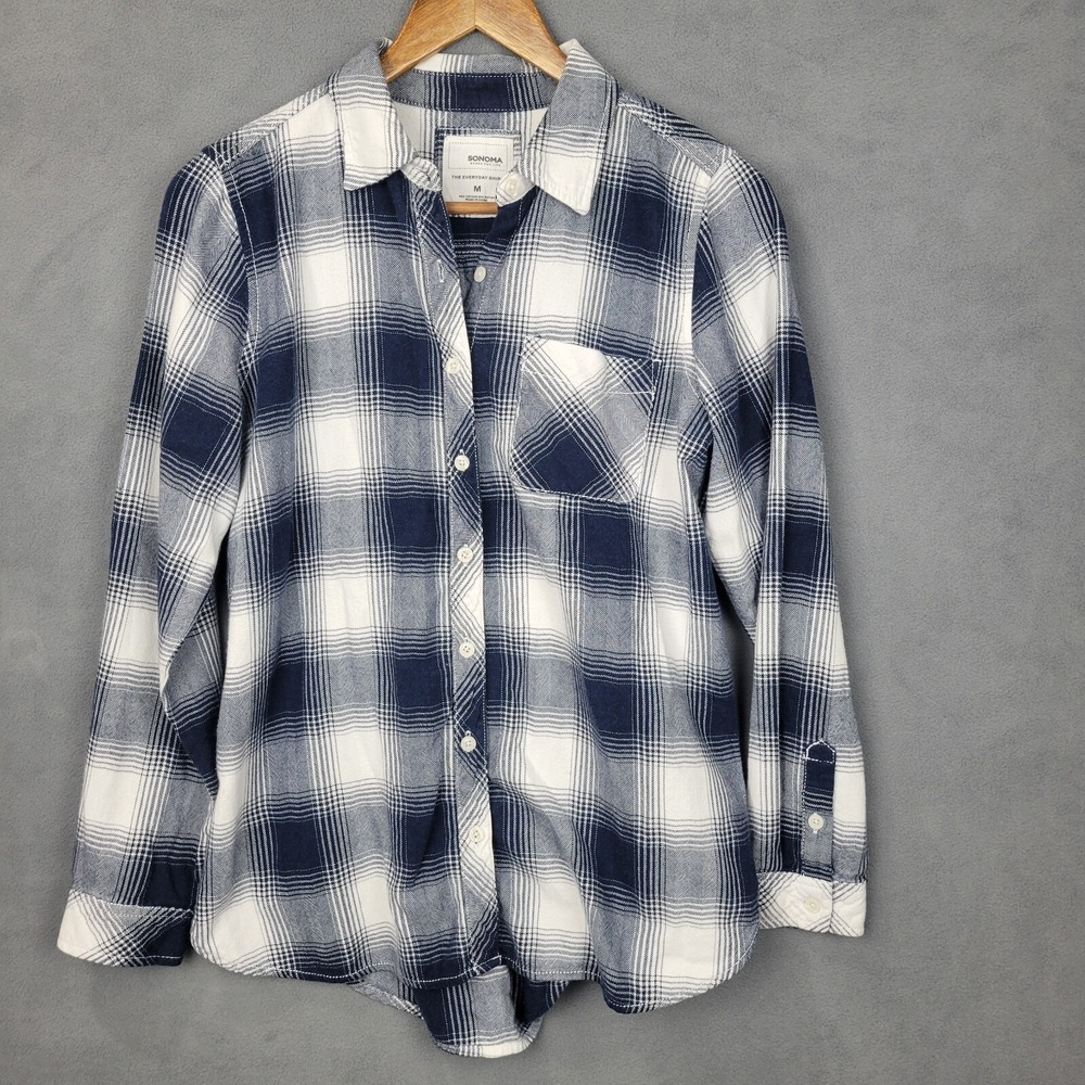 Sonoma Shirt Women's M Blue White Plaid Cotton Collared Long Sleeve Button-Up